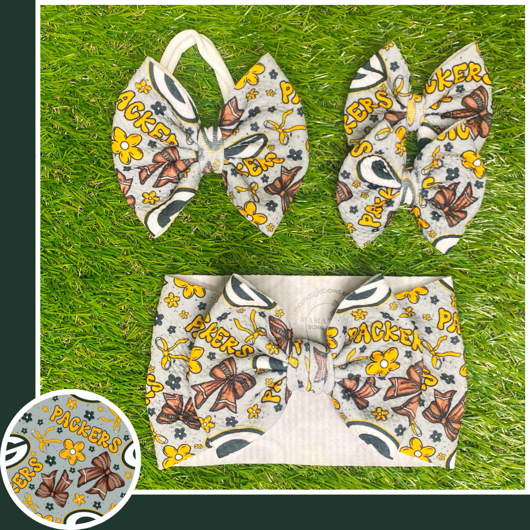 Wisconsin Pack Floral Football Hair Bow