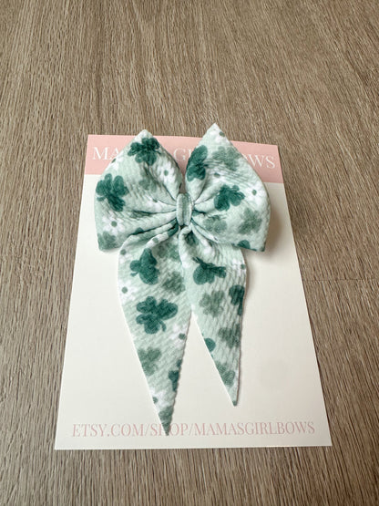 Shamrock Daisy St. Patrick's Day Hair Bows